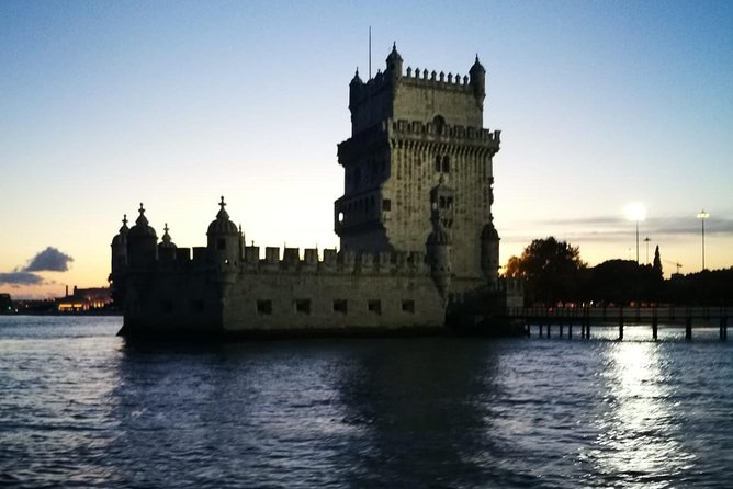 2-Hour Lisbon Traditional Boats Sunset Cruise with White Wine - Lisbon Cathedral, Santa Engrácia, and the Alfama side of the story