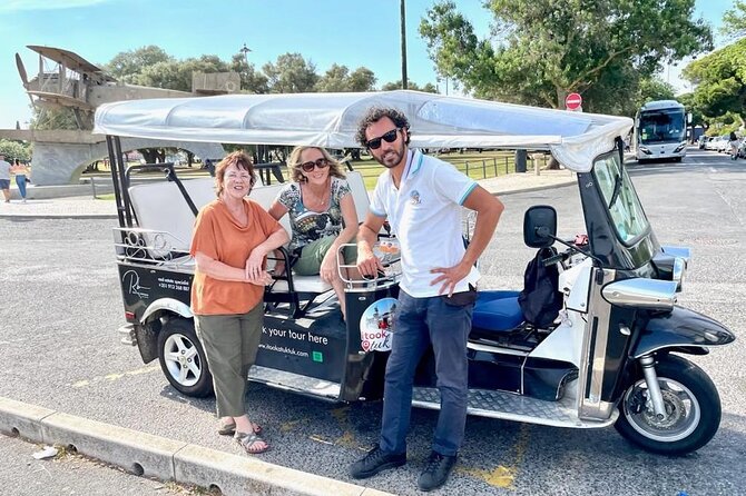 2 Hour Tuk Tuk Tour of the Old Town it will make you fall in love - Your Old Town route: five stops that hit history, views, and everyday Lisbon
