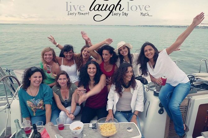 2 Hours Private Sailing Tour in Lisbon - Entering Lisbon From Doca do Bom Sucesso, With Your Own Boat Vibe