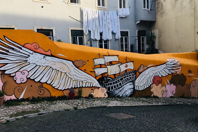 3-Hour Guided Street Art Walking Tour of Lisbon - The guides are the difference, and they make the art legible