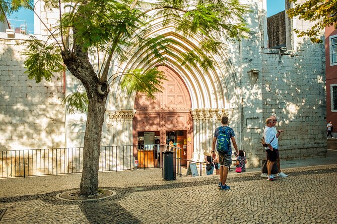 3-Hour Private Guided Walking Tour of Lisbon - Igreja de S Domingos and the quick culture stop you will actually remember