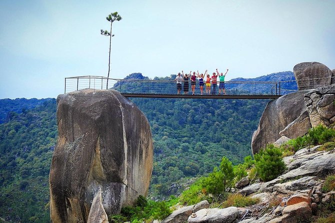 3 Wonderful Waterfalls in a Day - Late-Day Snack at the Park: Regional Food and a Little Wine