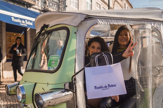 4 Hour Lisbon Private Guided Tour via Tuk Tuk - How the Route Works in Real Time: Low Streets to Big Views
