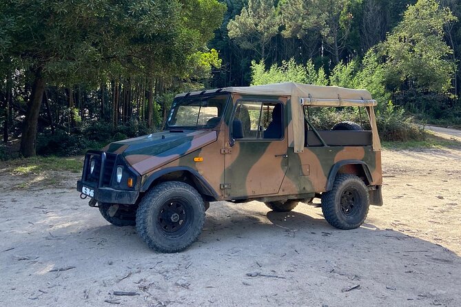 4x4 Tours in Portuguese Classic Jeeps (UMM) around Sintra - Stop 5: Colares lunch break, pay for your own meal