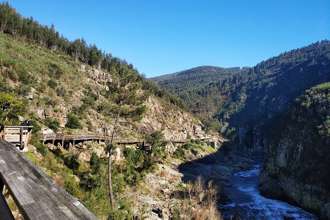 516 Arouca Bridge & Paiva Walkways Tour with Lunch from Porto - Crossing the 516 Suspension Bridge at 175m
