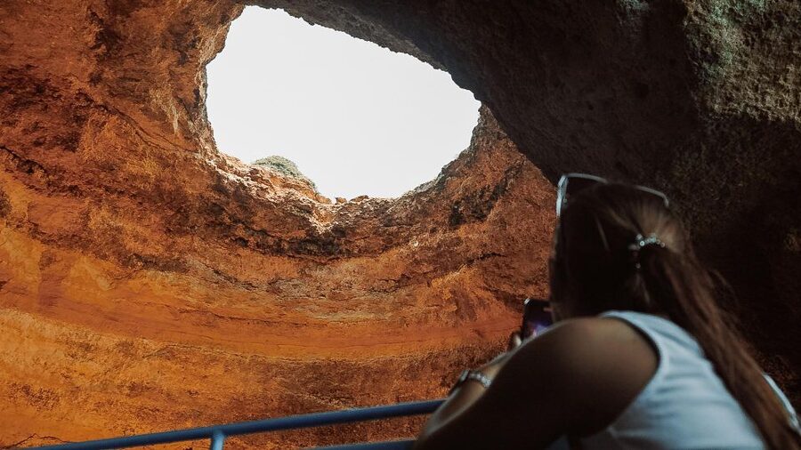 Albufeira: 2.5-Hour Dolphin Watching and Caves Trip - Getting to the Marina, finding Algarve Charters, and getting on the water fast