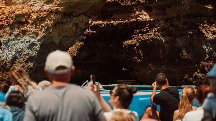 Albufeira: 2.5-Hour Dolphin Watching and Caves Trip - Cruising the south Algarve coast: what you’ll actually see from the boat
