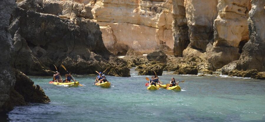 Albufeira: Algarve Kayak and Coastline Tour - Catamaran to Castelo Beach: the Algarve start that sets the tone