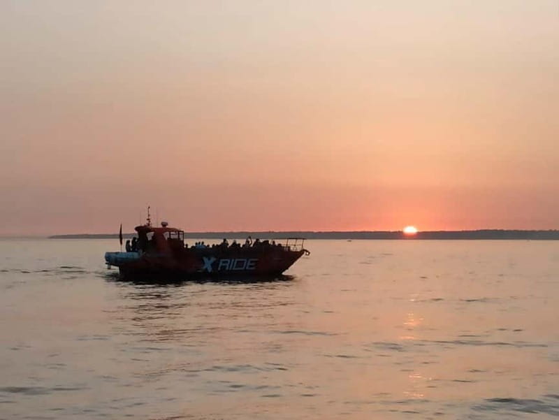 Albufeira: Benagil Cave Sunset Cruise - The Route: Grottos, Arches, and Atlantic-Style Coastal Scenery