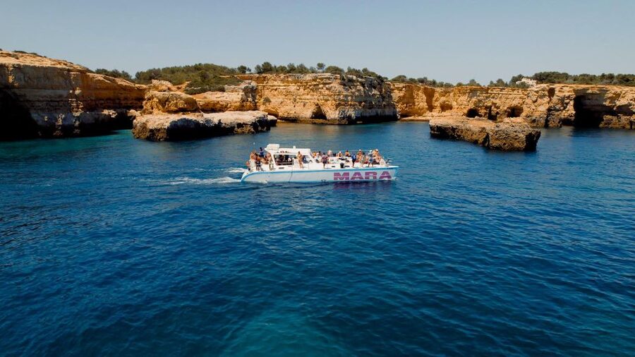Albufeira: Caves and Coastline Catamaran Cruise to Benagil - Nossa Senhora da Rocha Chapel and Albandeira: photo stops with personality