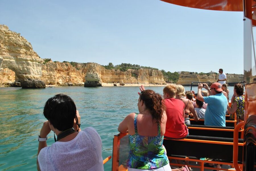 Albufeira: Dolphin Watching and Benagil Cave - Getting There: XRide Office Check-In at Marina de Albufeira