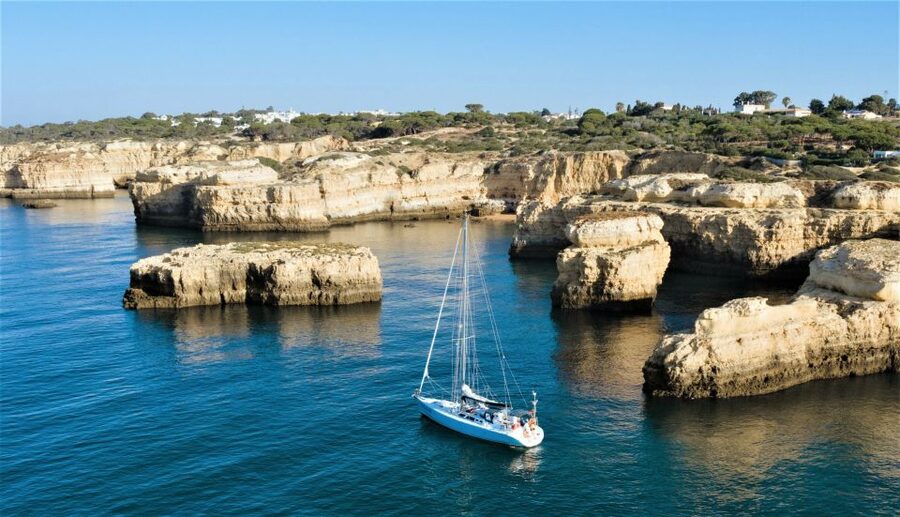 Albufeira: Sailing Boat Cruise BBQ & Open Bar on the Beach - Beach BBQ lunch, Algarvian sides, and the open bar setup