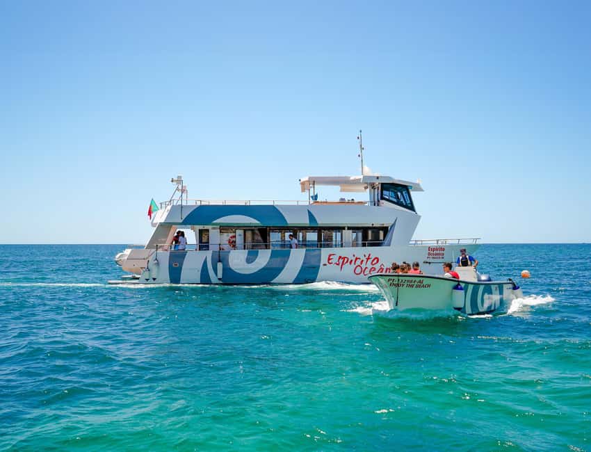Albufeira: Sightseeing Cruise with Beach BBQ and Open Bar - From Albufeira Marina to Algarve cave country