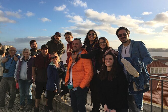 Alfama and Mouraria Tour - The oldest neighbourhoods in Lisbon - Alfama in motion: winding streets, stairs, and views you earn