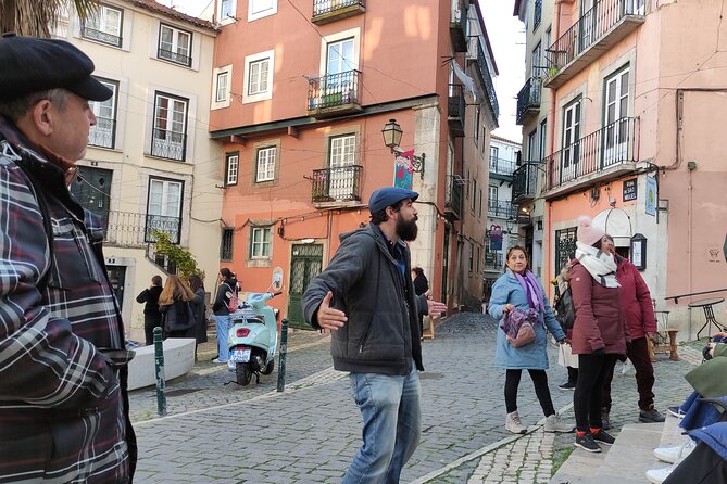 Alfama Tour in Lisbon Old Town - Guides: the difference between seeing Alfama and understanding it