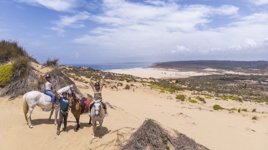 Algarve: 1-Hour Carrapateira Horseback Riding Tour - Meeting the horses first, not after