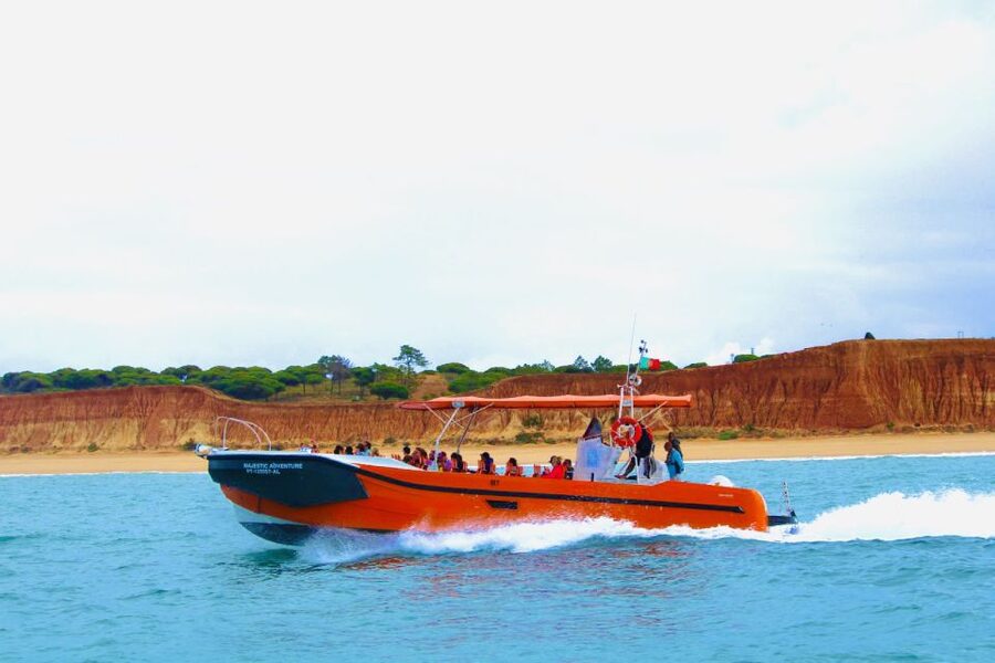 Algarve: Benagil Caves Open Speedboat Tour - Comfort and practical details you should care about