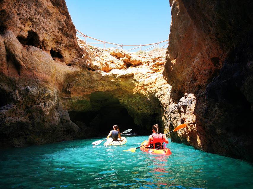Algarve: Benagil Sea Cave Sunrise or Sunset Kayak Experience - Logistics You Should Not Ignore: Meeting Point and Parking