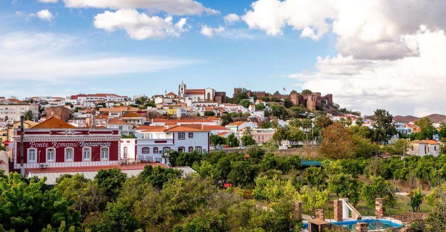 Algarve: Full-Day Guided Sightseeing Tour with Lunch - Getting Oriented in Silves, Old Town Walking and Castle-Cathedral Energy
