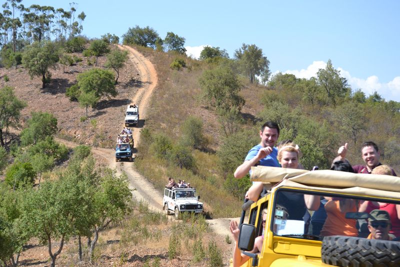 Algarve Jeep Safari Full-Day - Pickup zones, timing, and why it matters