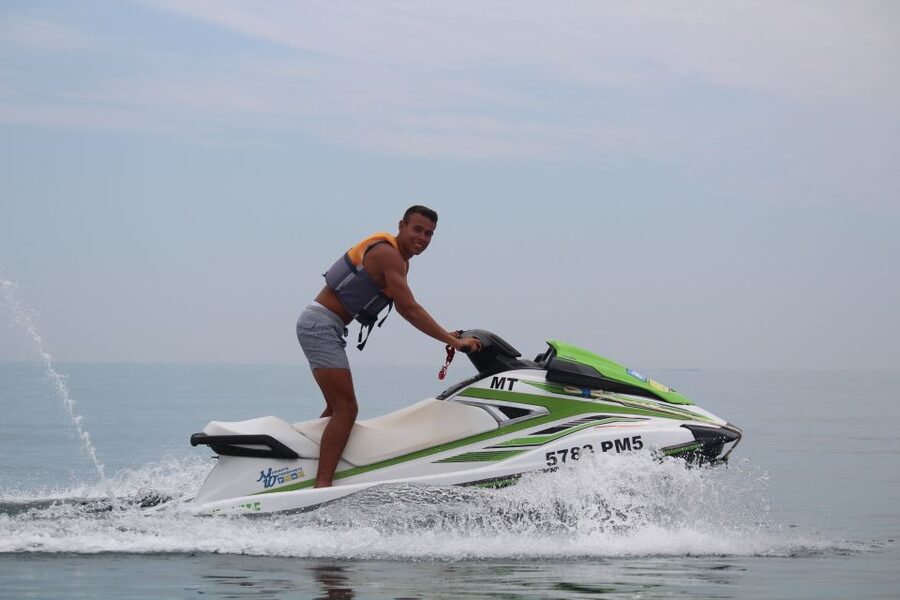Algarve: Jet Ski Rental in Armação de Pêra - Yamaha VX WaveRunner 2024: Why the Specific Model Matters