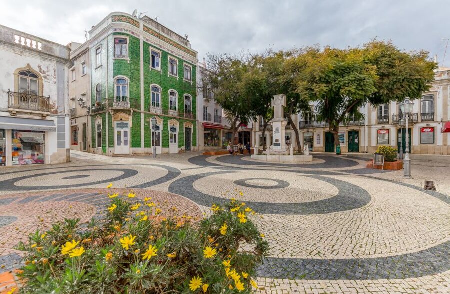 Algarve: Lagos and Cabo Sao Vicente Guided Tour - Sagres fishing port plus the fortress area nearby