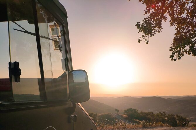 Algarve Sunset Safari Tour from Albufeira - The sunset payoff: mountain views plus fizz or cava