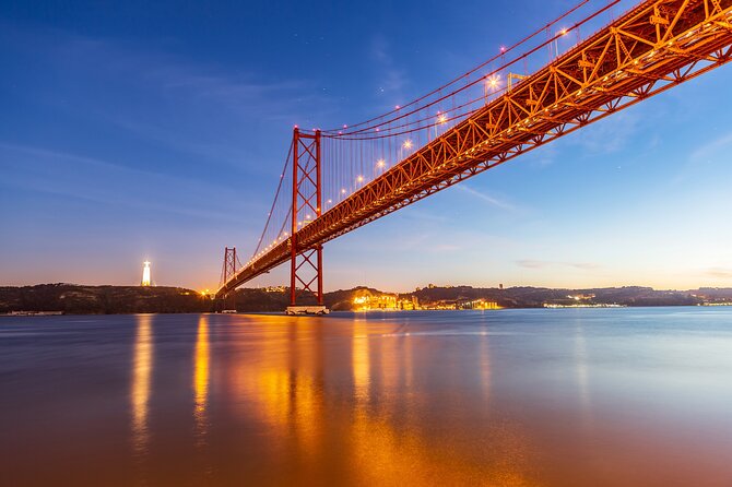 Amazing Tour on Sailing Boat - From Bom Sucesso Marina to Alfama, North and South Bank Route