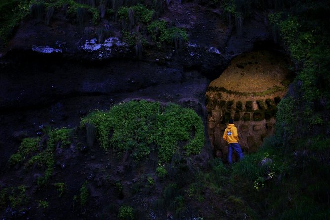 ARCHEOLOGY TOUR (Full Day Private Tour) - Grota do Medo: the megalithic complex you can feel in your legs