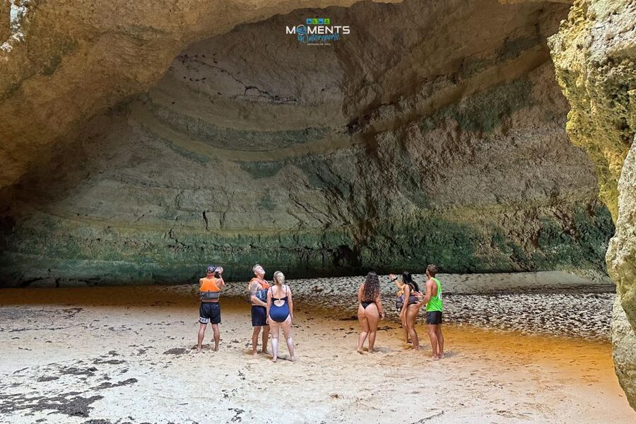 Armação de Pêra: 2-Hour Wild Beaches and Caves Kayak Tour - Kayak the Algarve in a Perfect 2-Hour Slice