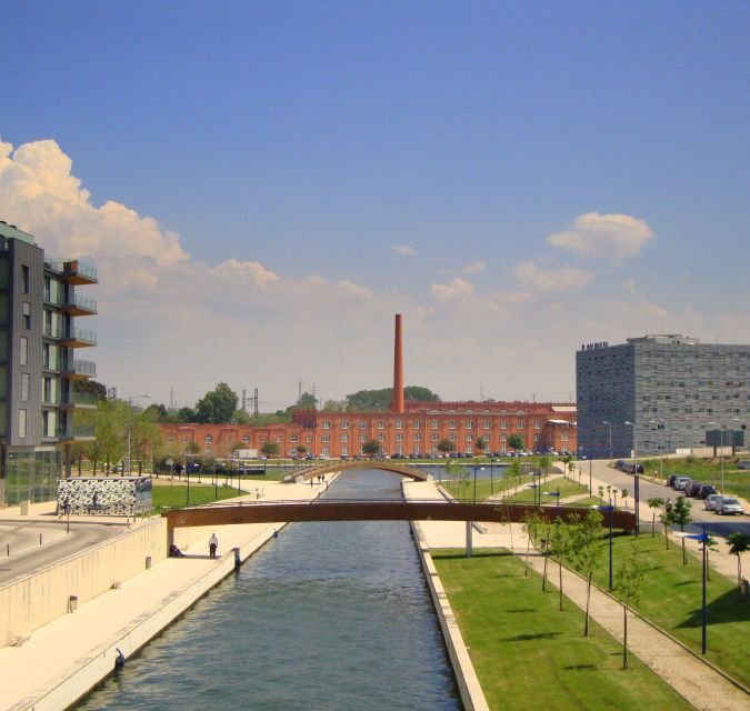 Aveiro: Boat Cruise and City Walking Tour with Sweet Tasting - What You See from Water: Old Core to New Spaces