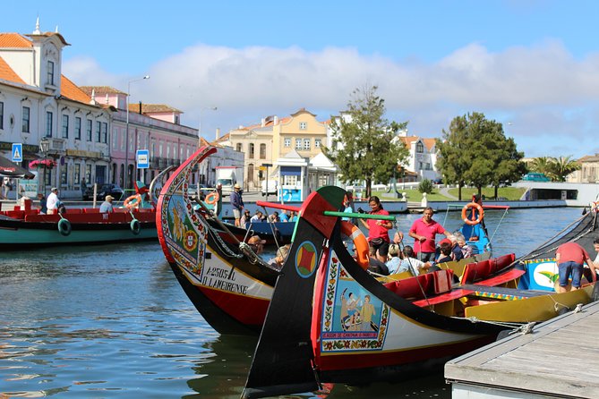Aveiro Canal Cruise in Traditional Moliceiro Boat - What You’ll See on the Canals (Historic Center to the Salines)