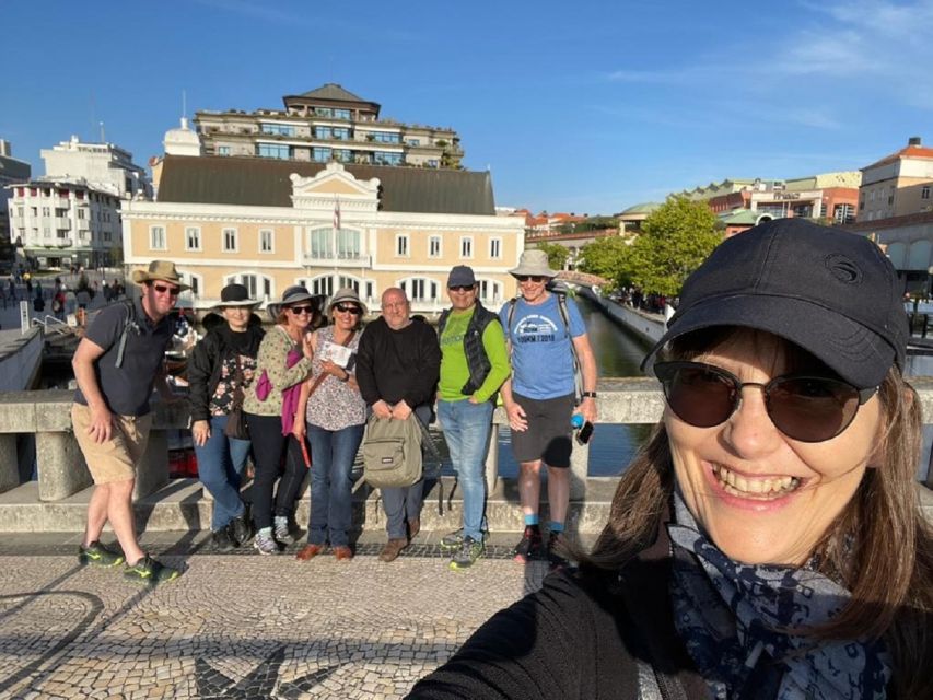 Aveiro: Stories, Canals, and Azulejos Guided Walking Tour - Canal da Fonte Nova: where ceramics meets the water