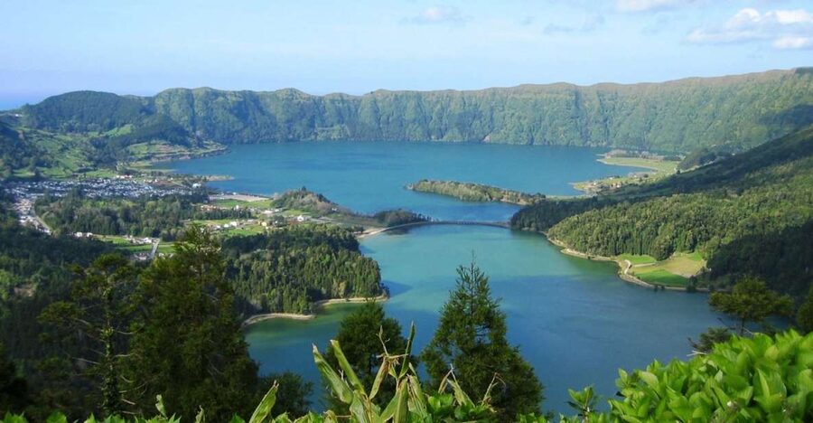 Azores: Sete Cidades Scenic Jeep Tour from Ponta Delgada - Key Things to Know Before You Go