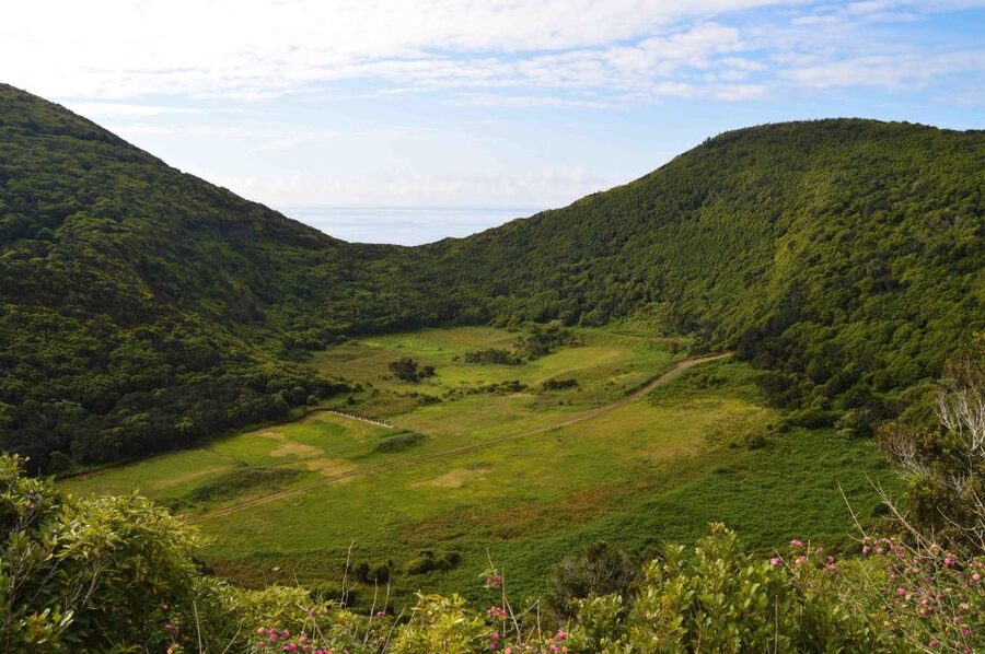 Azores: Terceira Island Full-Day Tour - Serra do Cume: quick stop, high reward for viewpoint lovers