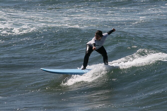 Beginners, intermediate and advanced surf lessons - Lesson format for beginners, intermediate, and advanced surfers