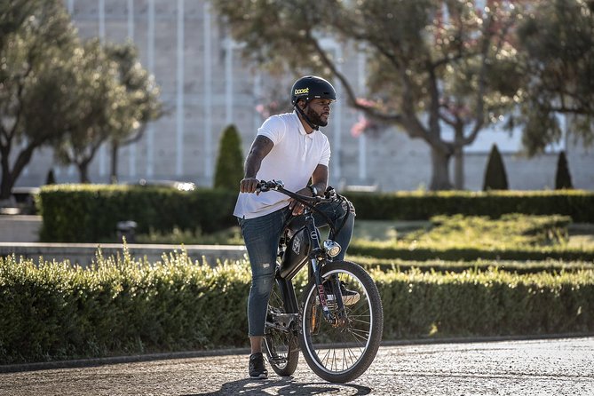 Belém E-Bike Guided Tour Explore Lisbon by the river - Padrão dos Descobrimentos: the Age of Discovery monuments and park-like views