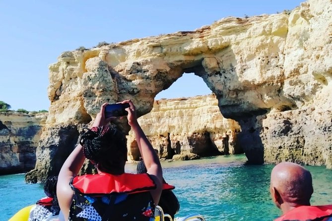 Benagil And Dolphins Tour - Gruta do Xorino and Albandeira’s Valentine Arch story