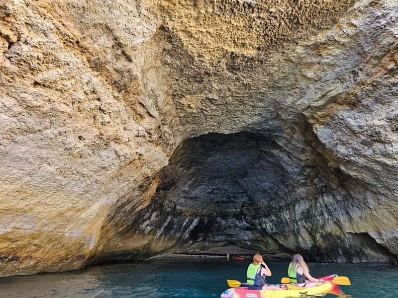 Benagil: Benagil Beach Kayak Rental - Guides on the Water: The Human Factor That Changes Everything