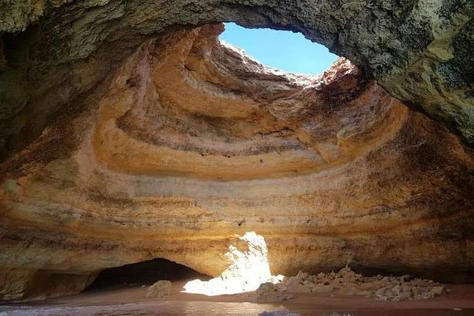 Benagil caves's kayak tour - Meeting at Praia da Marinha: Parking and Getting There Without Stress