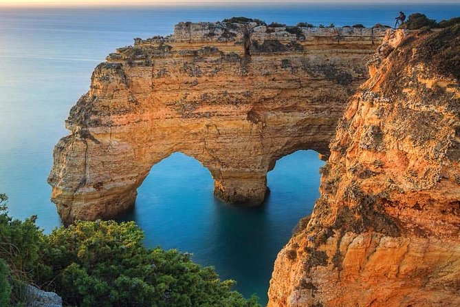 Benagil Long Boat tour (From Carvoeiro to Praia da Marinha) - Why the small group (max 10) matters when you want cave time