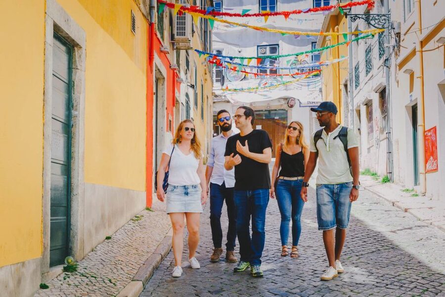 Best of Lisbon Walking Tour: Rossio, Chiado & Alfama - Starting at the Estátua de D. Pedro IV, Rossio Square’s role in new and old Lisbon