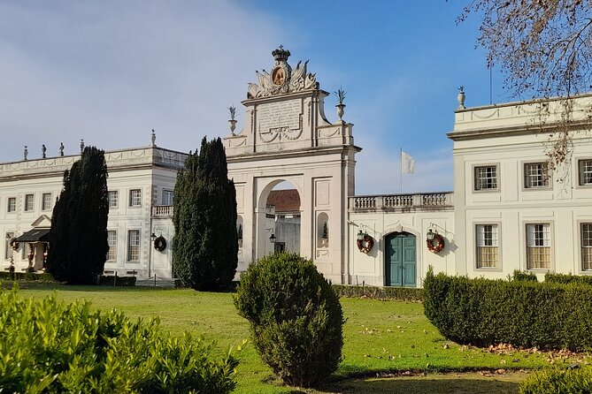 Bestseller Private Tour Sintra-Cascais with Hotel pick up - Praia das Maçãs: Lunch by the Sea (Your Choice, Your Pay)