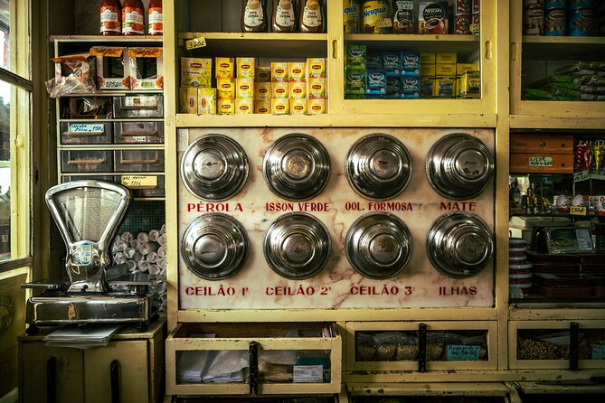 Beyond the Barrel: From Decadent to Down-home in the Heart of Porto - Key points to know before you go
