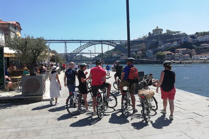 Bike or E-Bike Tour of Porto and Atlantic Coast - Espinho beach and the fair option, plus Esmoriz Walkways and beaches