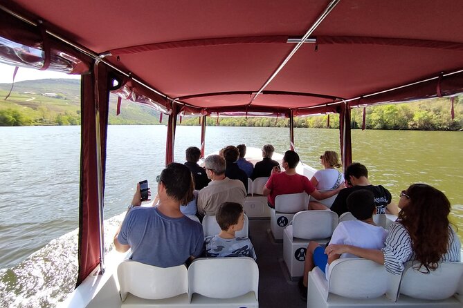 Boat tour 50min through the river Douro in Pinhão - Key things to know before you go