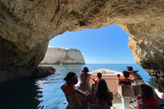 Boat tour Benagil Caves - Royal Nautic at Portimão Marina: Kiosk, Mobile Ticket, and Check-In