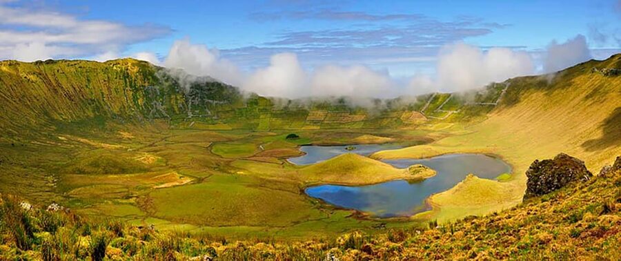 Boat Trip to Corvo and Island Sightseeing Tour - Flores coastline highlights, including Galo Cave and cascades