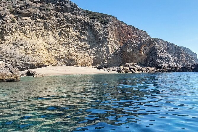 Boat Trip to Secret Bays and Beaches with Snorkeling - Getting There: Blue Coast Tours Sesimbra and the Easy Start