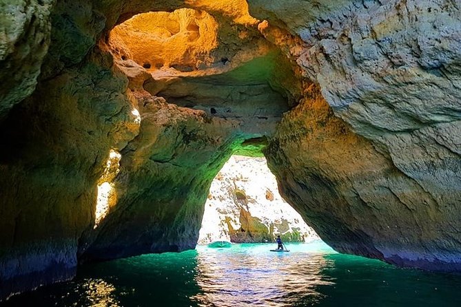 Boat trip to the caves of Benagil - Getting to the Lagos Marina: meet at Passeio dos Descobrimentos